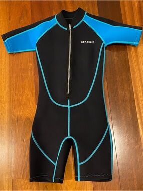 Seaskin Kids Short Sleeve One-Piece Wetsuit in Black & Aqua Seaskin